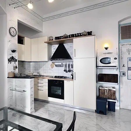 Apartmán Flat Steps From San Siro Church & Ariston Theatre *
