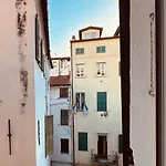Flat Steps From San Siro Church & Ariston Theatre