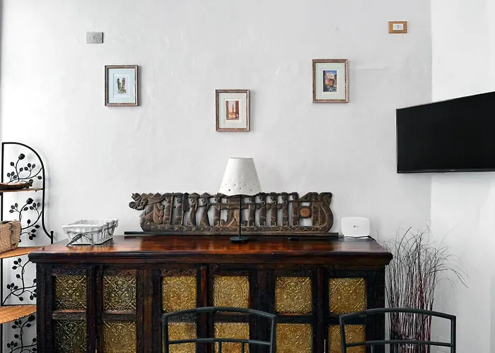 Apartment Flat Steps From San Siro Church & Ariston Theatre *